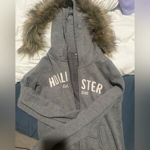 Hollister faux fur trim zip hoodie